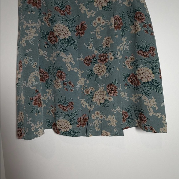 The Limited Floral Teal Skirt - Picture 5 of 10